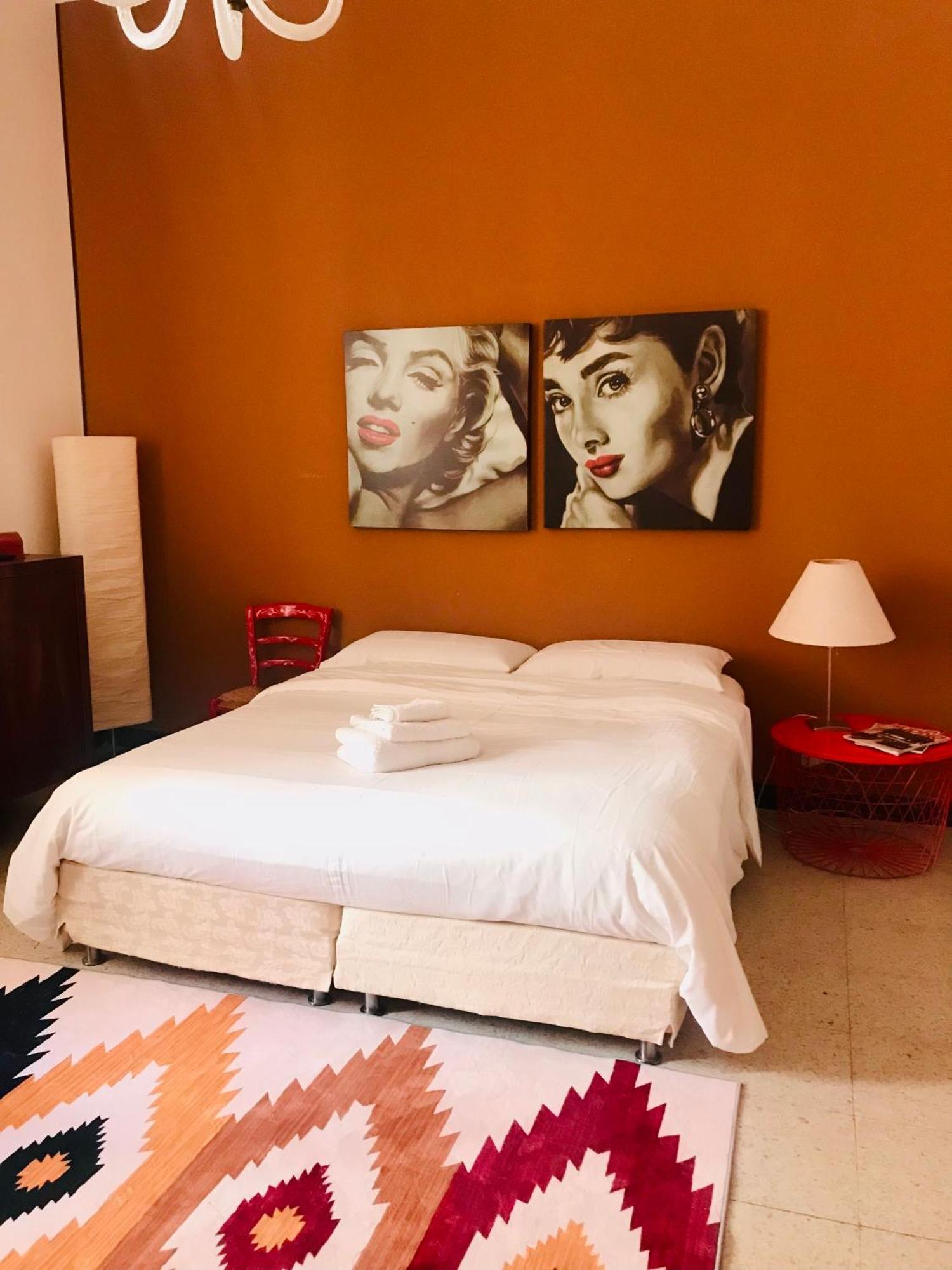 Donna Franca Bed & Breakfast Lecce Bagian luar foto
