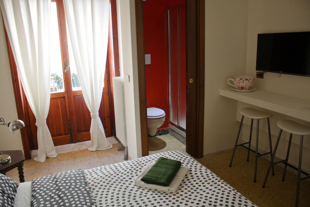 Donna Franca Bed & Breakfast Lecce Ruang foto